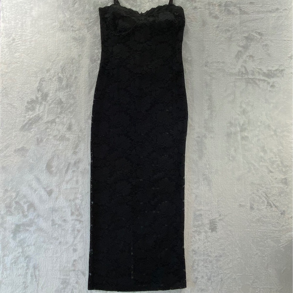 FOREVER 21 Lace Bodycon See-Through Dress Women Medium Black Sweetheart Slit